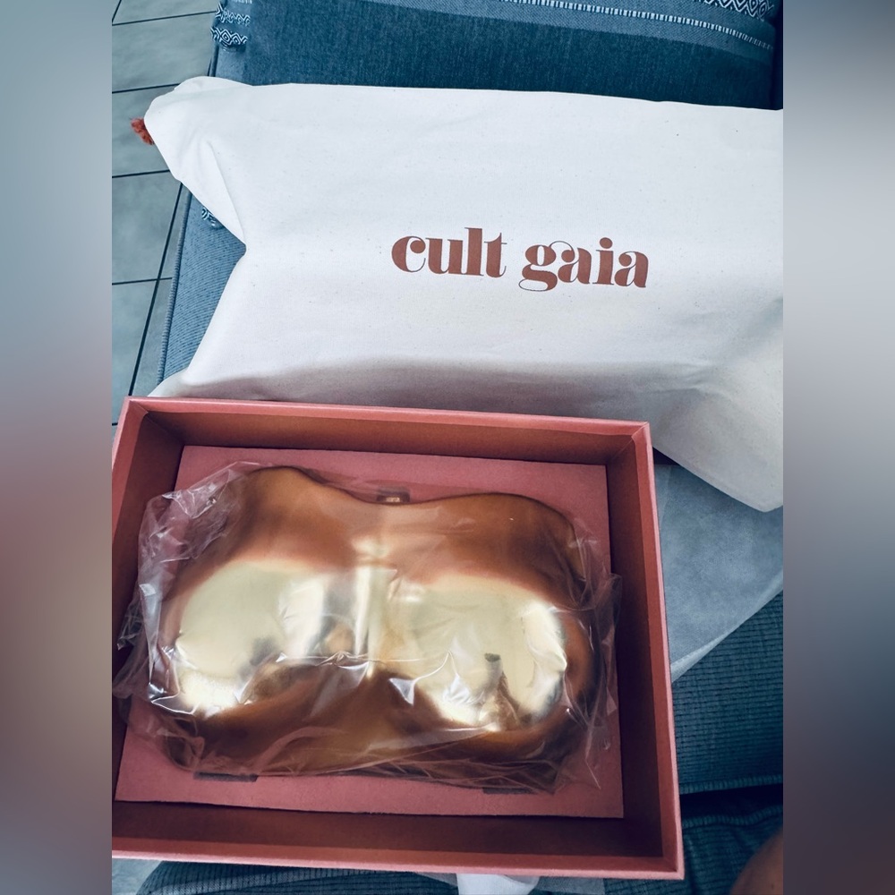 Cult Gaia Reina Clutch Bust Chest Sculptural in Brushed Brass $898 NEW In Box - Picture 10 of 10